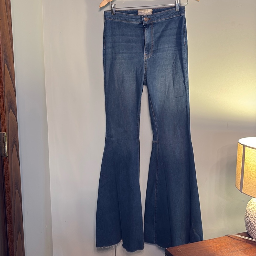 Free People Flated Jeans Size 28R
